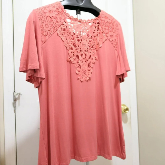 BloomChic  Dressy Lace Round Neck Shirts Casual Short Sleeve Tunic Blouses - Picture 1 of 7
